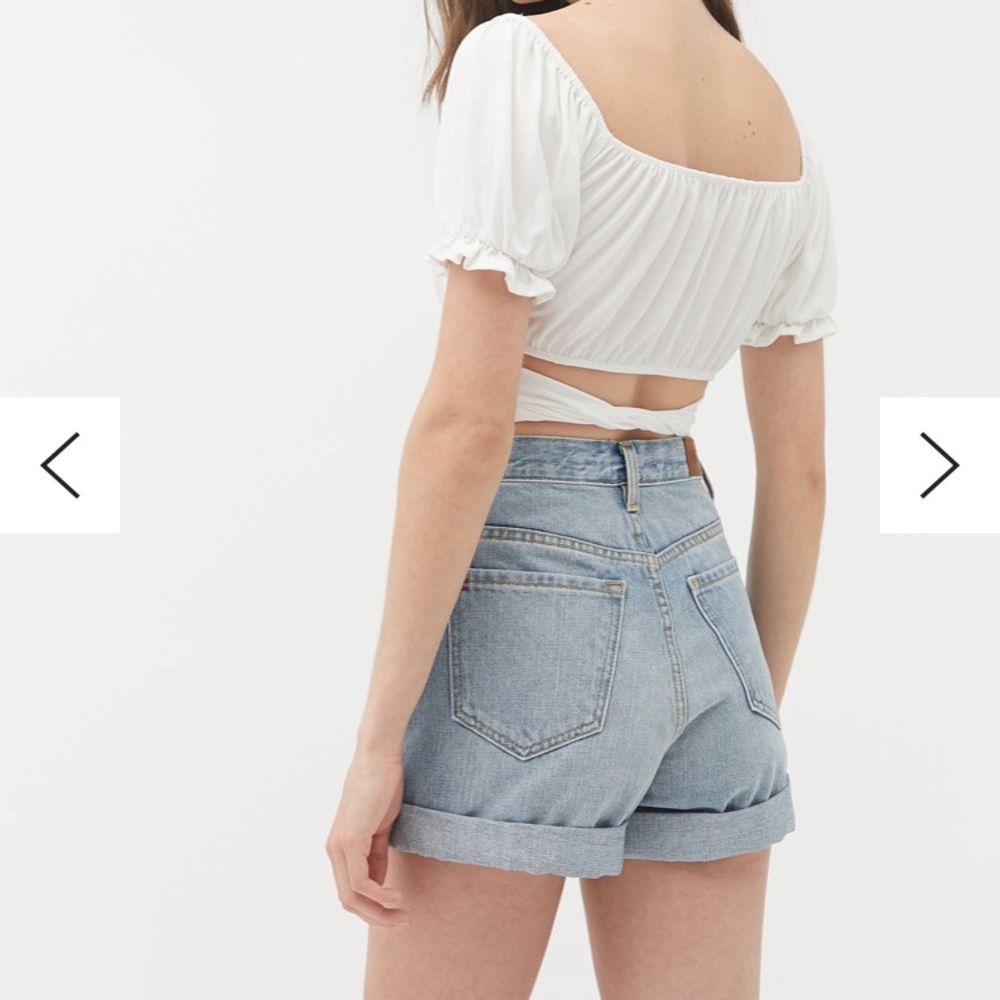 BDG Mom High Rise Jean shorts